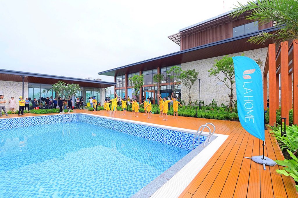 hình anh thực tế Lahome bến lức
