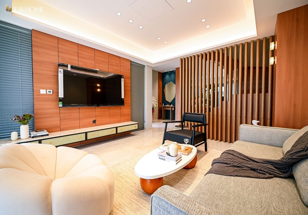 Nội thất nhà mẫu biệt thự ven kênh LA Home nhận ký gửi