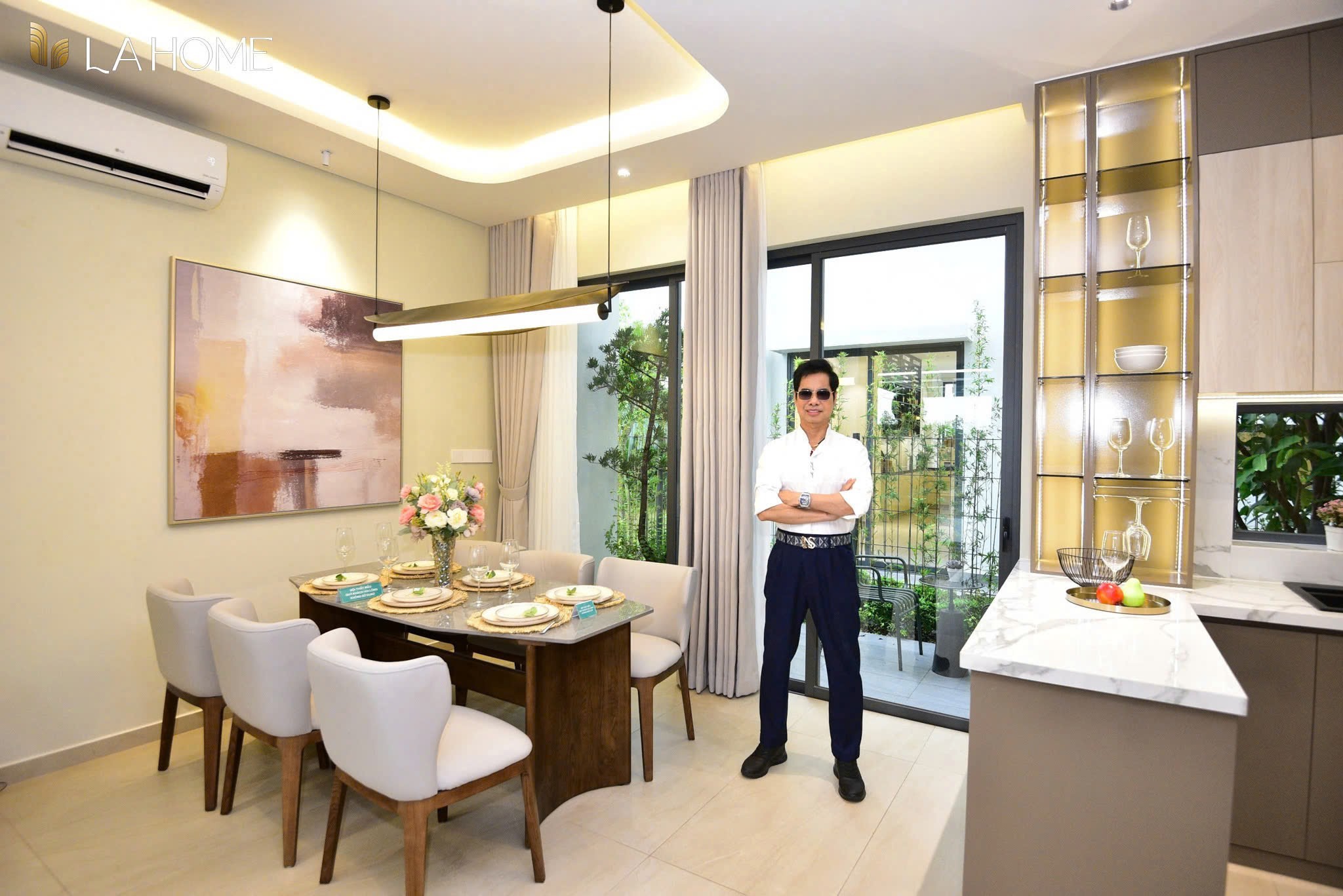 LA HOME CHÀO ĐÓN CƯ DÂN MỚI – DANH CA NGỌC SƠN